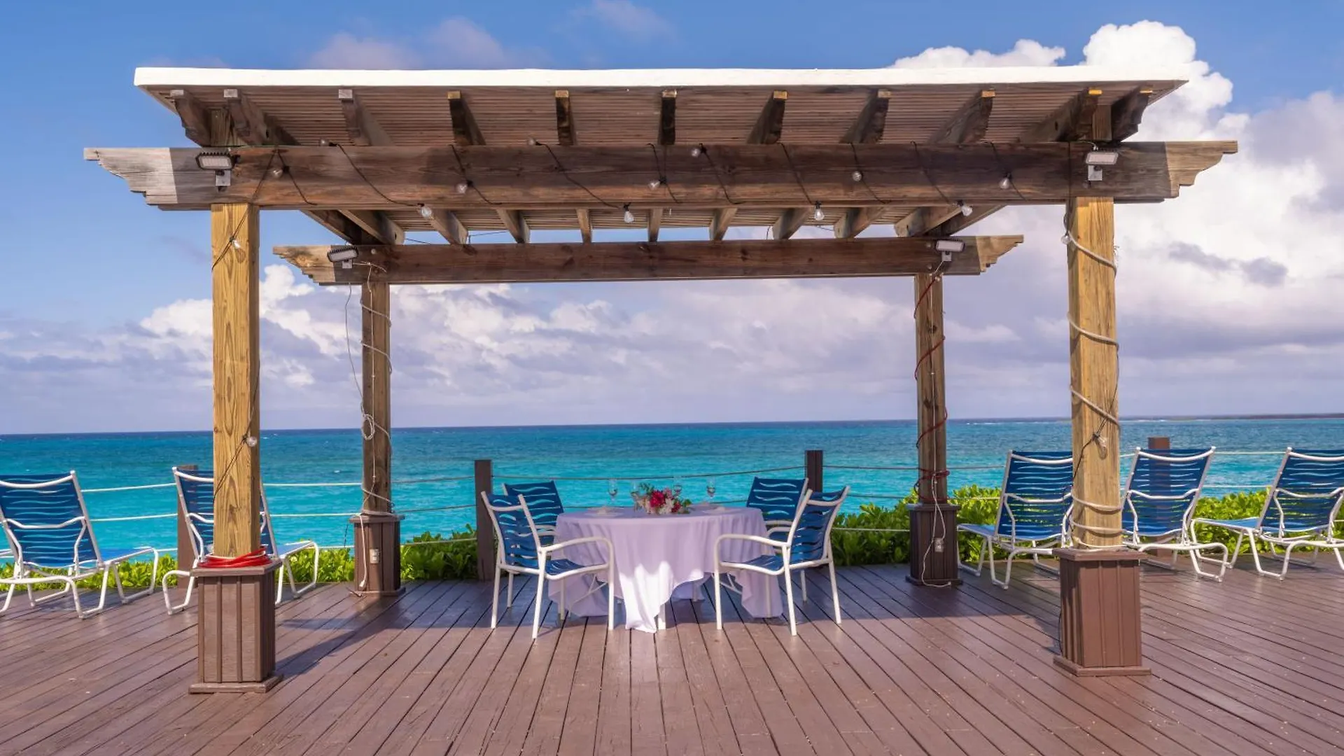 Deluxe Sea View Villas At Paradise Island Beach Club Resort Creek Village Bahamas