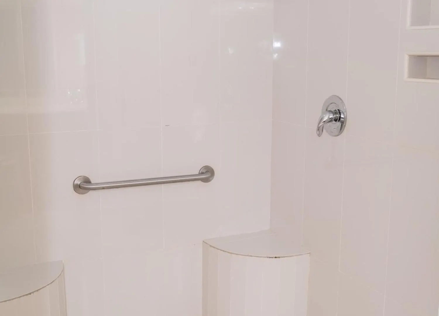 Deluxe Sea View Villas At Paradise Island Beach Club Resort Creek Village