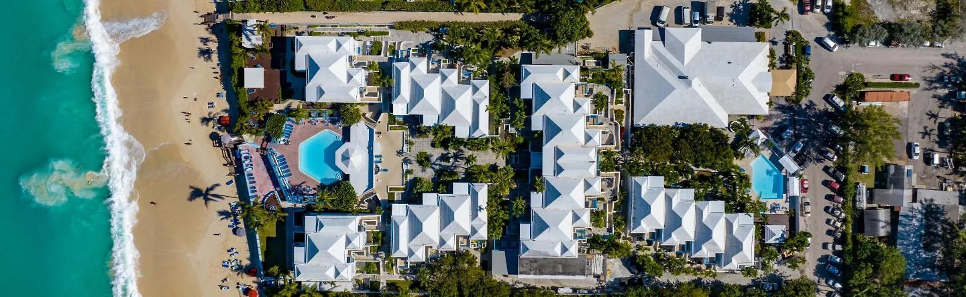 Deluxe Sea View Villas At Paradise Island Beach Club Resort Creek Village Bahamas