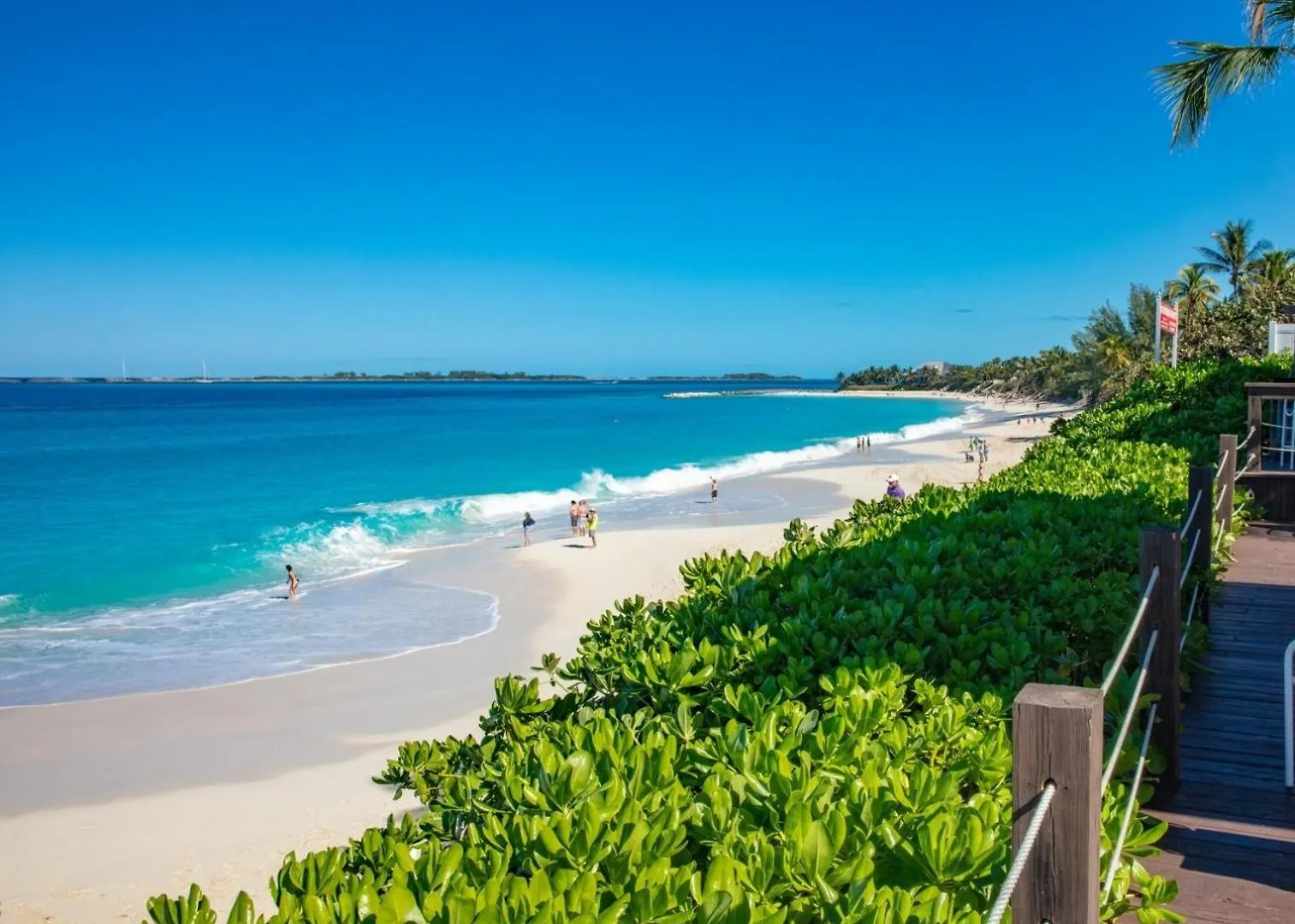 Deluxe Sea View Villas At Paradise Island Beach Club Resort Creek Village Bahamas